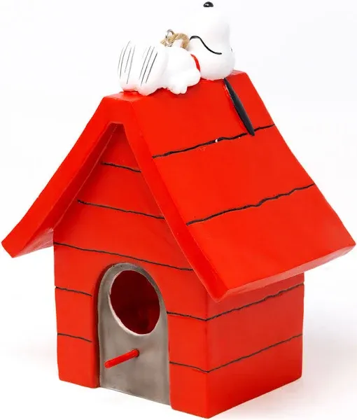 Spoontique Snoopy Doghouse Birdhouse