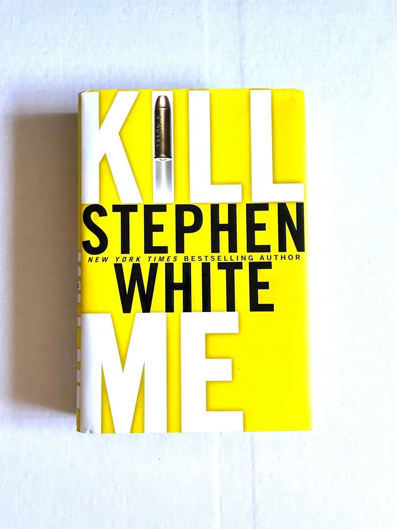 By White Kill Me (1st First Edition) [Paperback]