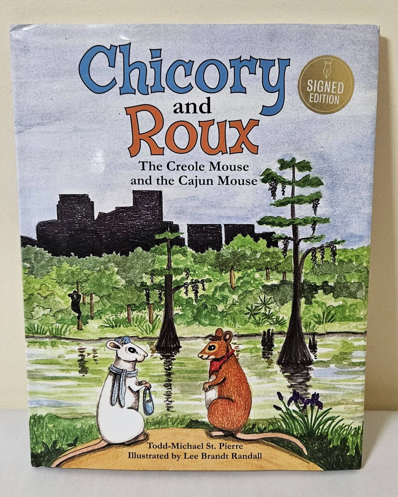 Chicory and Roux: The Creole Mouse and the Cajun Mouse