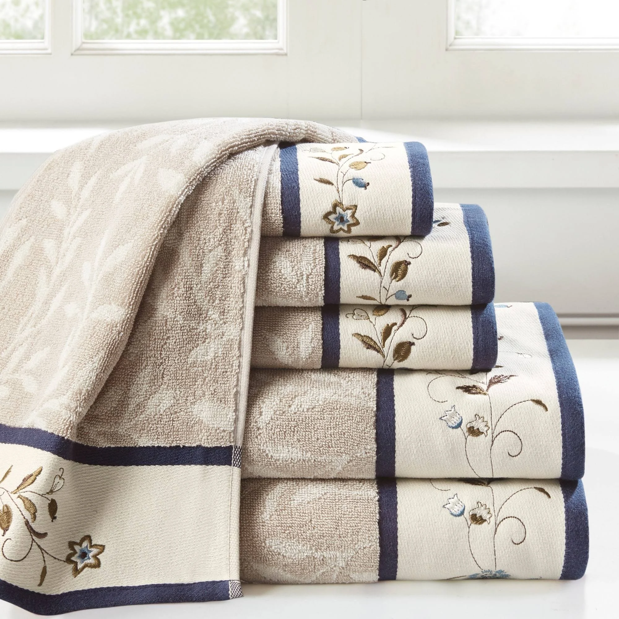 Madison Park Embroidered Cotton Jacquard 6 Piece Towel Set - Navy