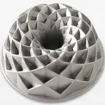 Nordic Ware 00111727 Jubilee Bundt Pan, Metallic, One Size