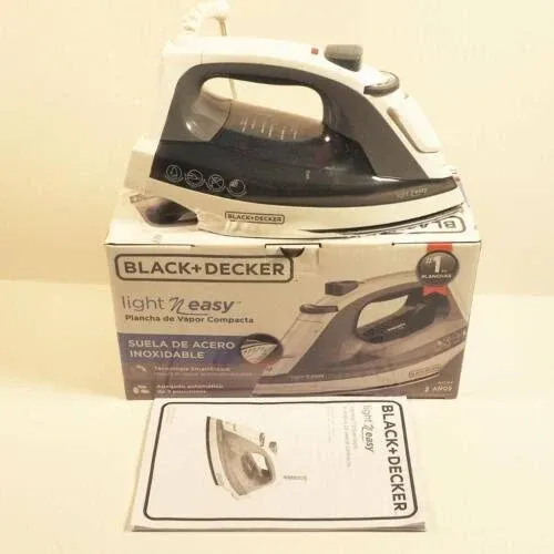 Black+decker Light 'N Easy Compact Steam Iron