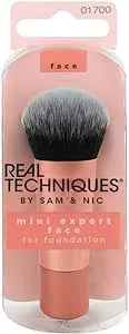 Real Techniques Mini Expert Face Brush