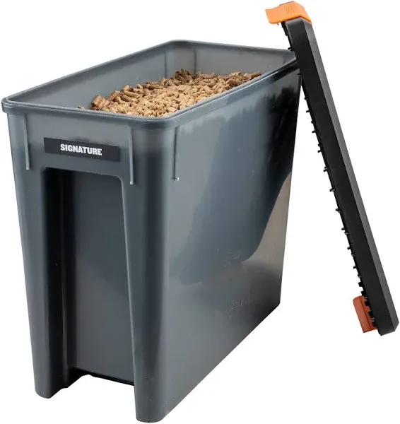 Traeger Grills Bac637 Stay Dry Pellet Bin, Wood Pellet Storage With Locking Lid