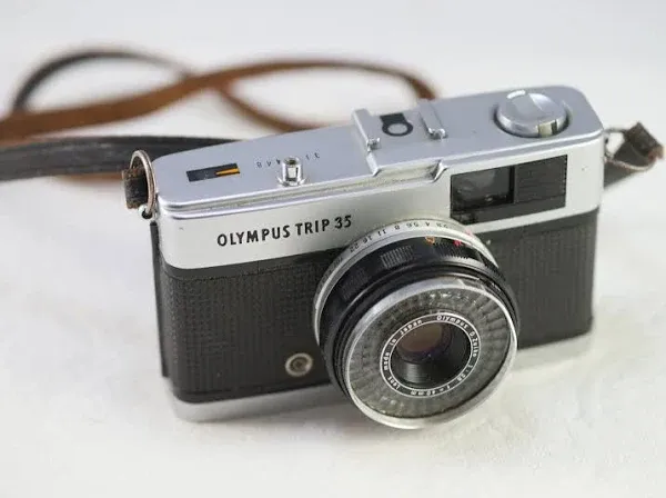 OLYMPUS Trip 35 Film Camera Vintage Point &amp; Shoot Film Camera w/ D.Zuiko 40mm...