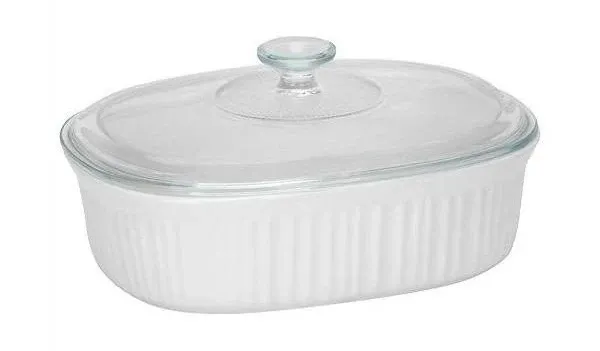 Corningware 2-1/2-Quart Oval Casserole Dish with Glass Lid