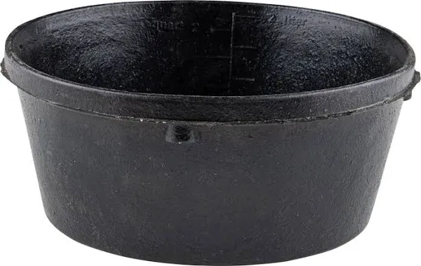 Little Giant 2 Quart Rubber Feed Pan