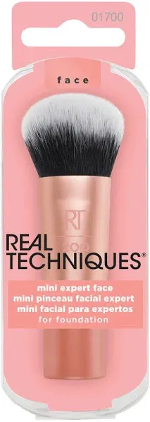 Real Techniques Mini Expert Face Brush