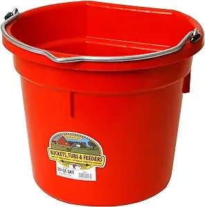 Little Giant® Flat Back Plastic Animal Feed Bucket | Animal Feed Bucket with Metal Handle | Horse Feed & Water Bucket | 20 Quarts | Red