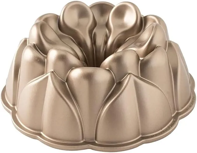 Nordic Ware Magnolia Bundt Pan