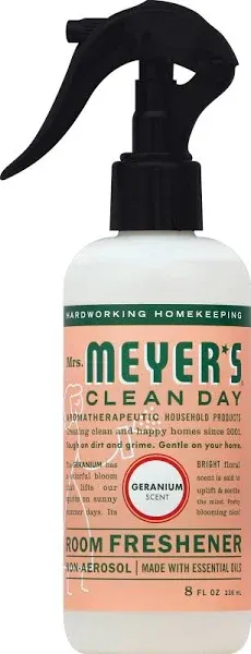 Mrs. Meyer's Clean Day Room Freshener Spray Bottle, Geranium Scent, 8 fl oz