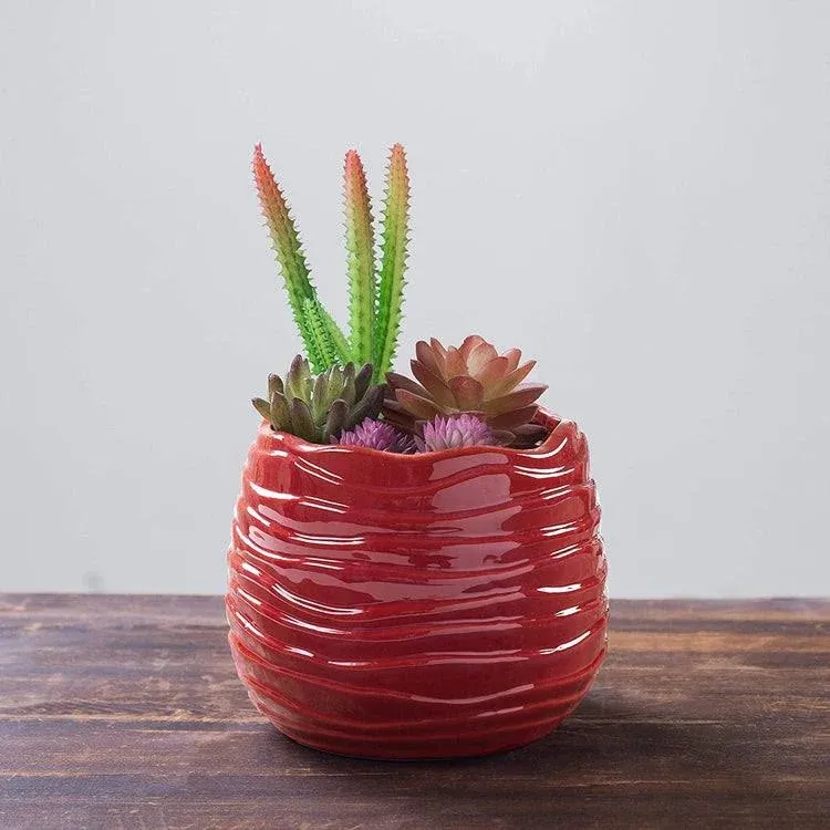 MyGift 5.5 Inch Modern Red Ceramic Plant Pot with Drainage Hole and Decorative Wavy Design, Small Succulent Planter Container