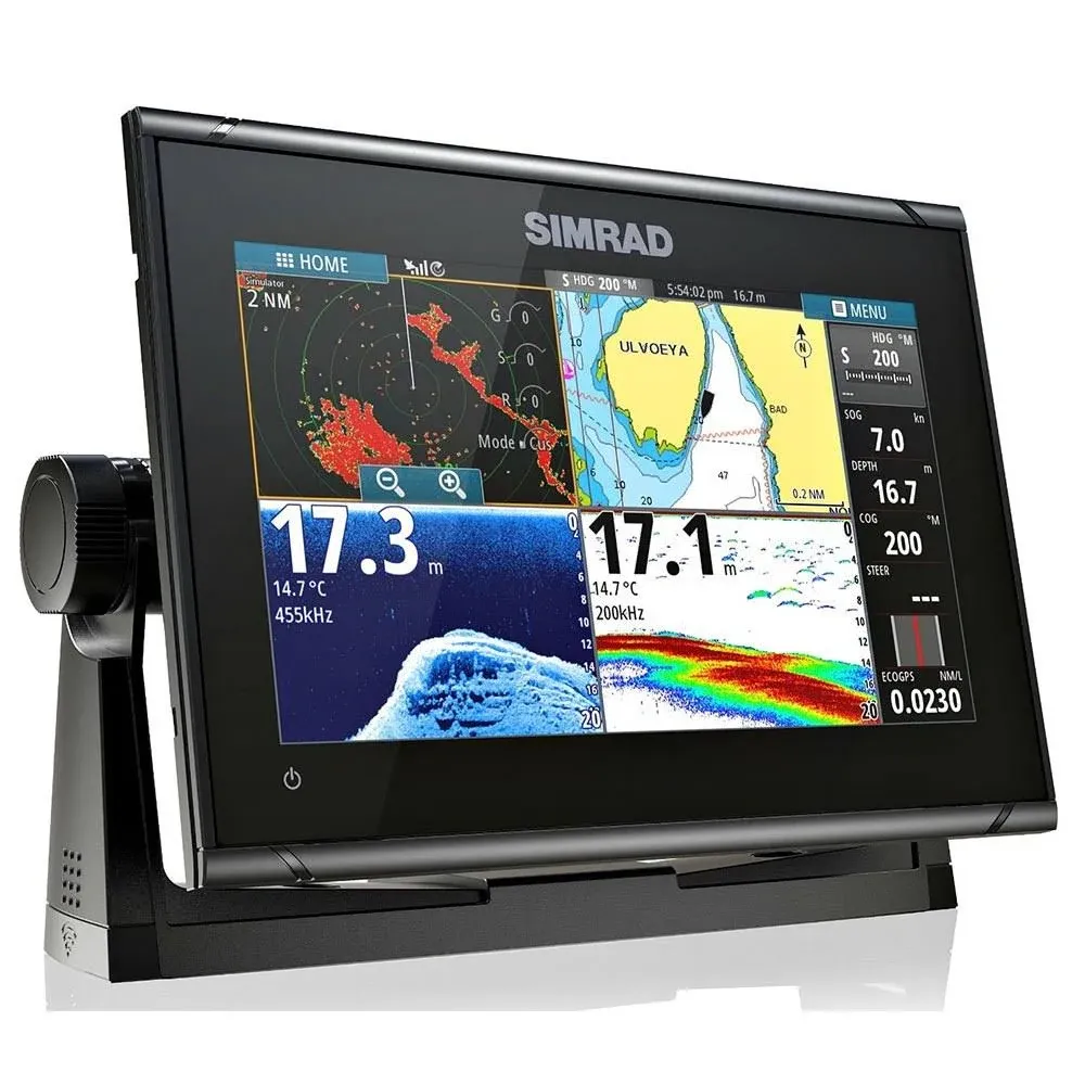 Simrad GO9 XSE with Active Imaging 3-in-1 Transducer and C-MAP Discover Chart